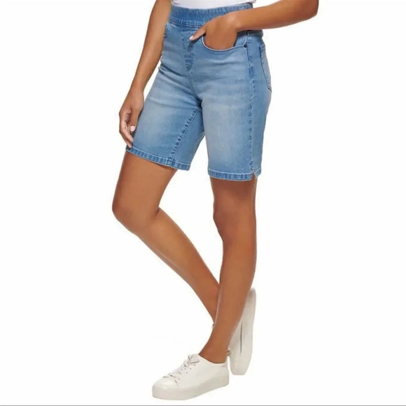 DKNY Jean Ladies' Bermuda Short - Picture 6 of 7